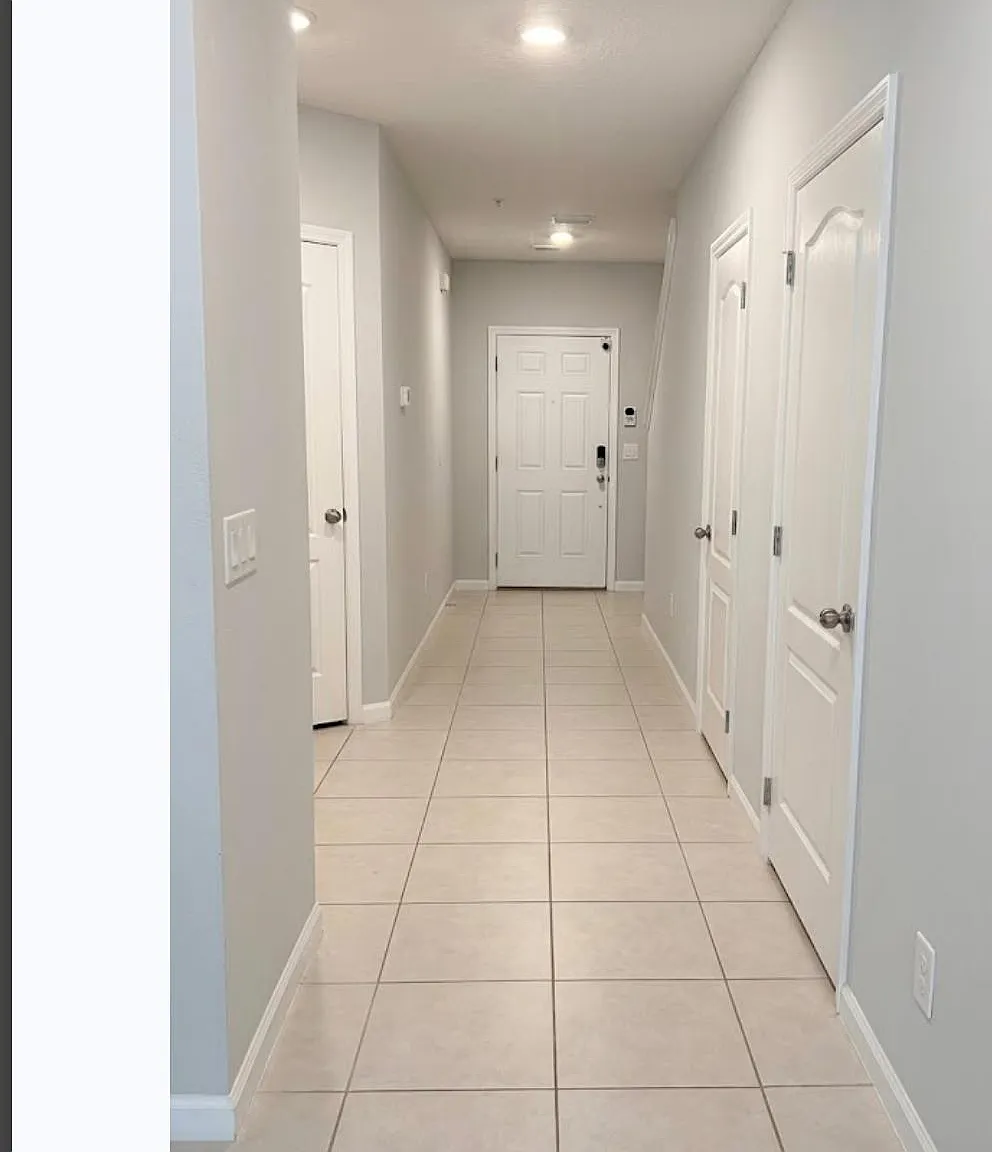 3 bed, 1559 sqft, $2,450 — Photo 4