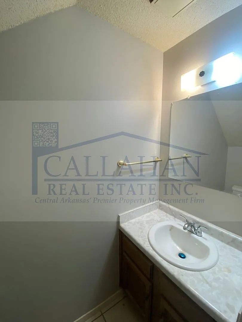 114 Rim Rock — Photo 2
