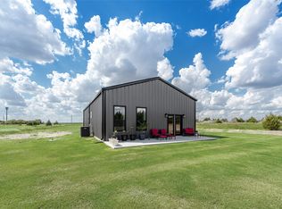 536 Robnett Rd, Waxahachie, TX 75165