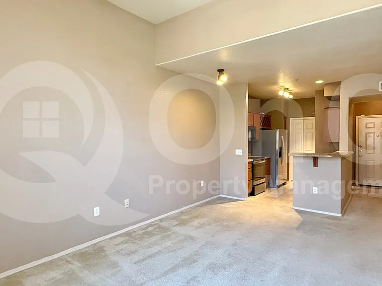 9820 N Central Ave #308 — Photo 3