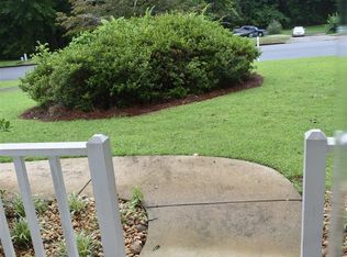 240 Bellevue Loop, Fayetteville, GA