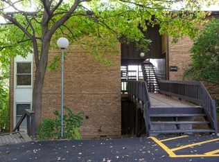 5510 E Lake Dr APT C, Lisle, IL 60532