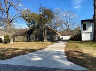 1502 Chestnut Ridge Rd, Humble, TX 77339