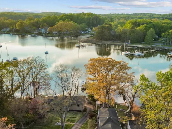 3901 Calawasse Rd, Edgewater, MD 21037