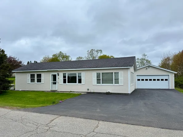 2 Cemetery Road, Eastport, ME 04631