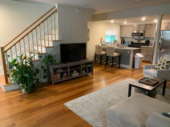 260 Salem St Unit 2, Medford, MA 02155
