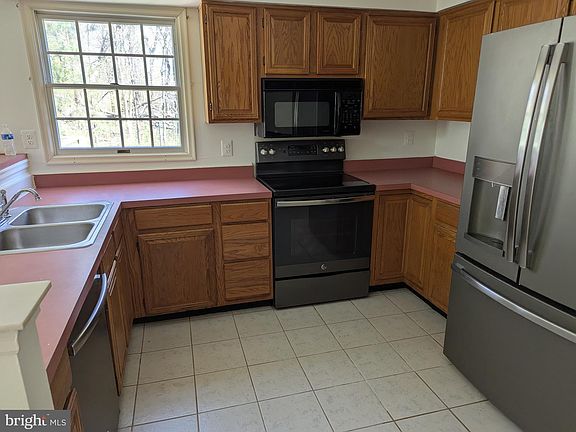 5th image of 3703 Sumter Ct