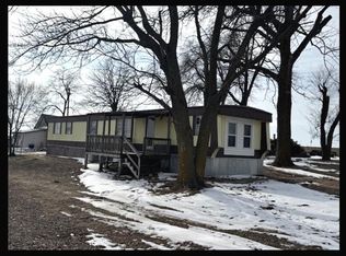 30412 Axtell Rd, Macon, MO 63552