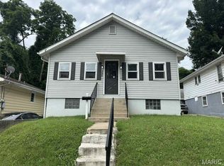 750 Park Dr, Alton, IL