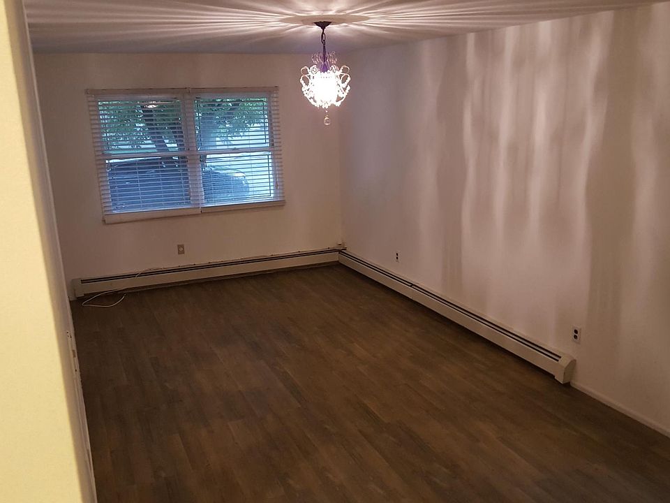 1st image of 571 Winant Ave