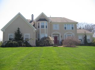 18 Barge Ln, Somerset, NJ 08873