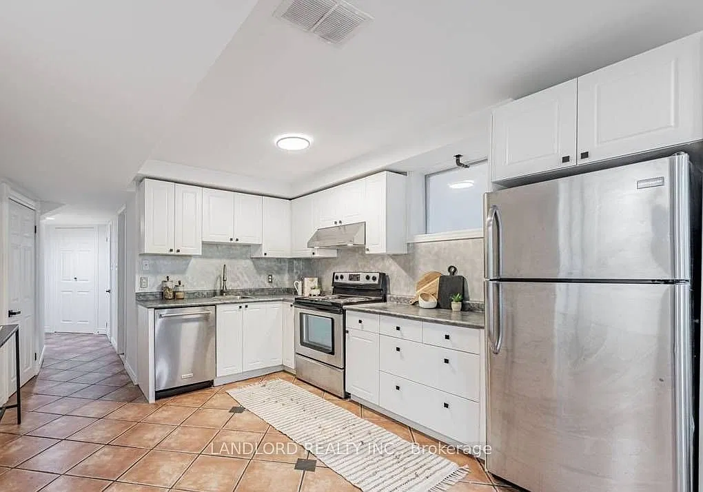 2 bed, $2,500 — Photo 3