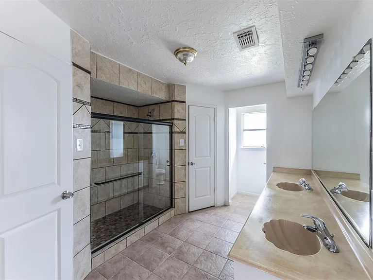 12006 Pine Pass Ct — Photo 19