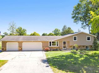 3136 Inverness Ln, New Franken, WI 54229