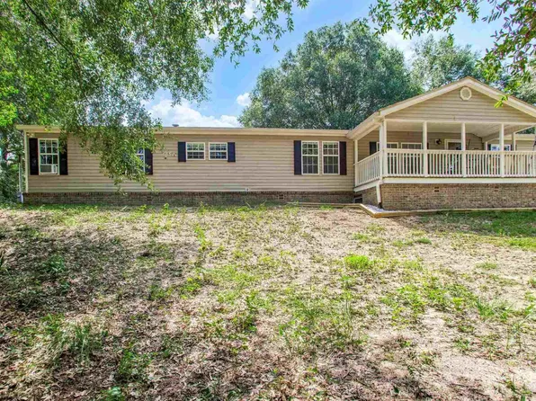 5709 Fairchild Rd, Crestview, FL 32539