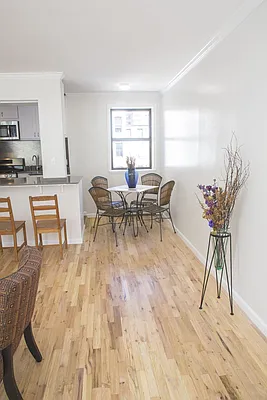 Sold by Scott Kinder, LREB | media 11