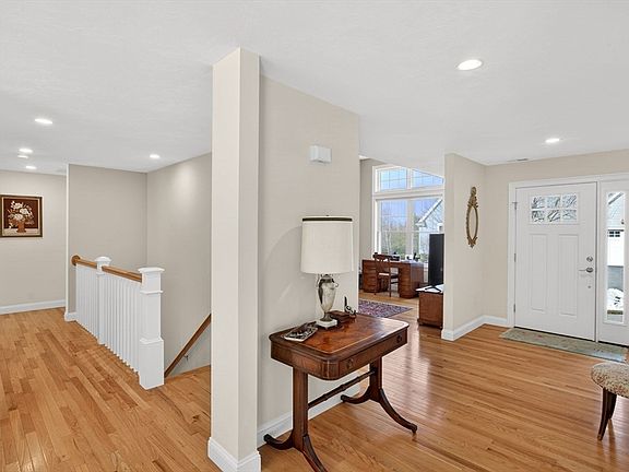 3rd image of 73 Seton Highlands #73