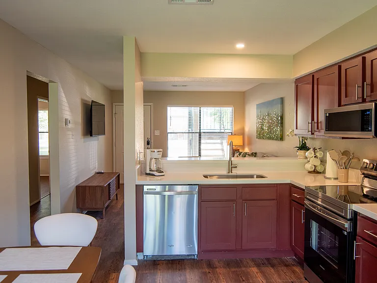 311 Manuel Dr #B — Photo 12