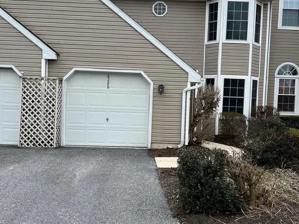 6286 Spring Knoll Dr, Harrisburg, PA 17111