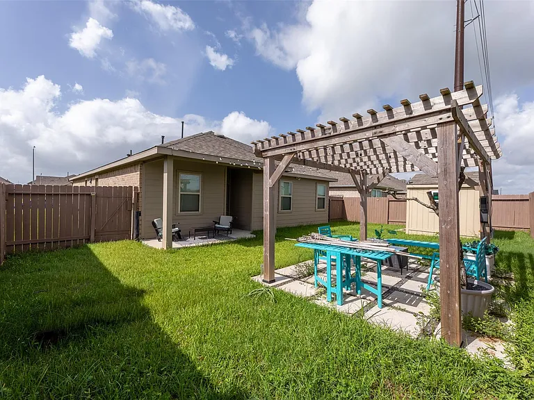 14911 Spring Forest Ln — Photo 33