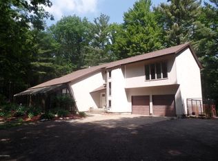 19215 Saux Ln, Big Rapids, MI