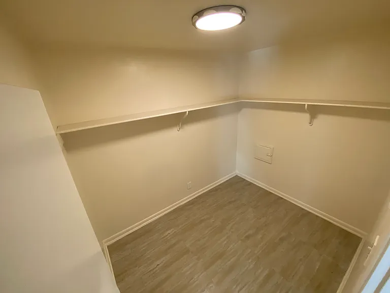 103 W Powers Cir #306 — Photo 8