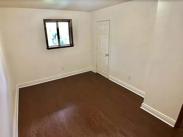 3586 Elmhurst Ave #1 — Photo 3