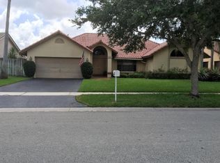 1450 NW 100th Way, Plantation, FL 33322
