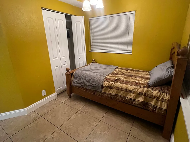 246 Delray Ave — Photo 7