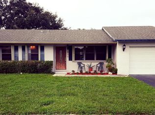 9501 Saddlebrook Dr, Boca Raton, FL 33496