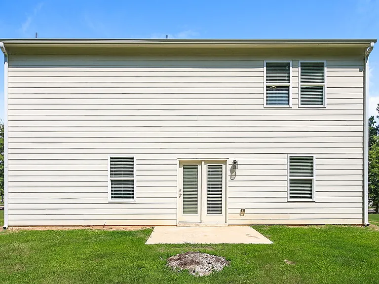 1091 Coldwater Dr — Photo 17