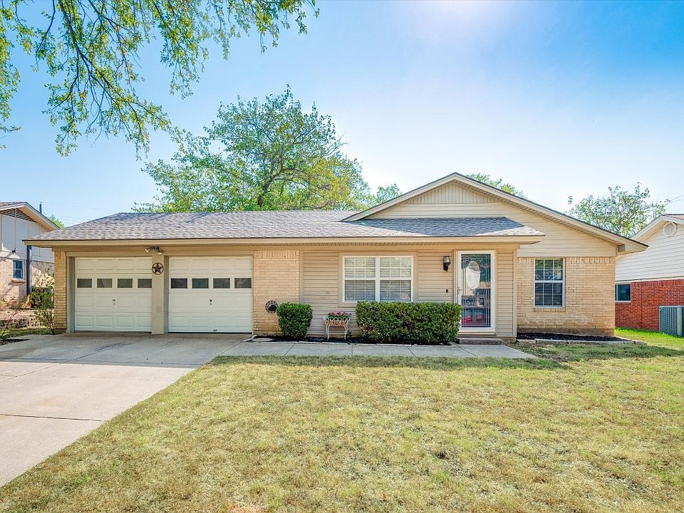 1st image of 2504 Shady Meadow Dr