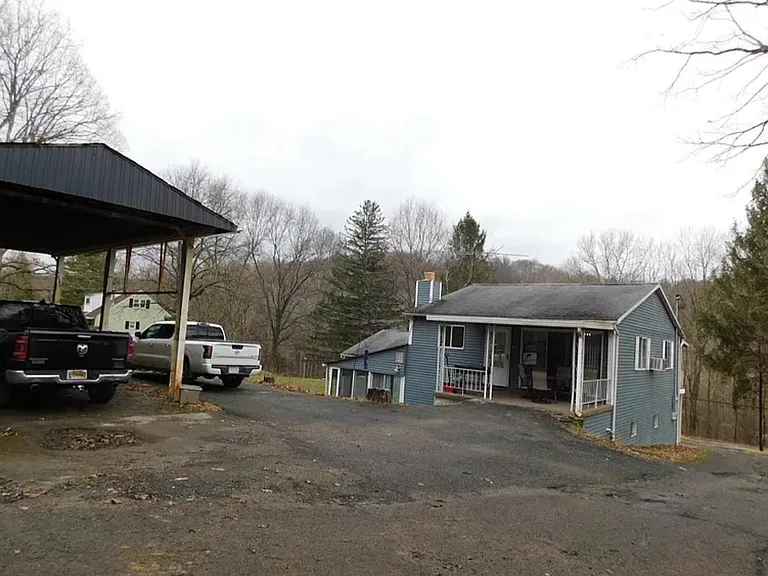1800 Cassville Mount Morris Rd #UPPER — Photo 6