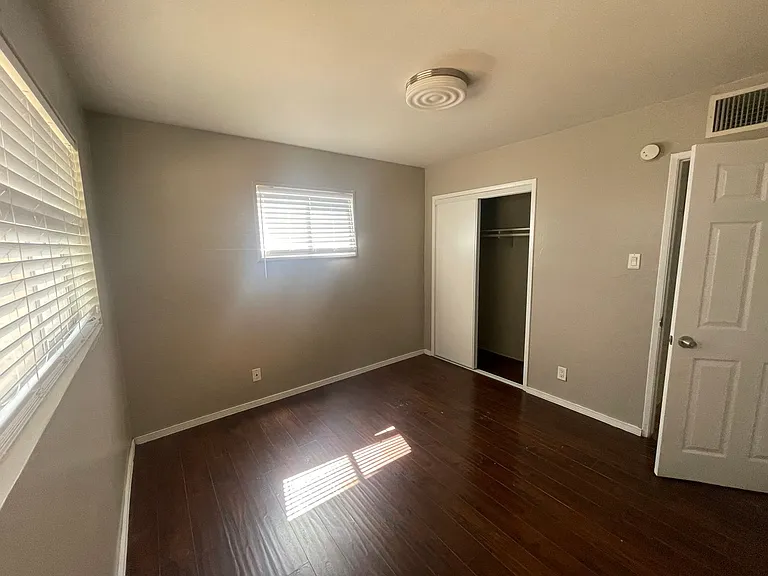 2200 Dune Dr — Photo 5