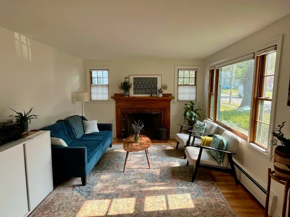 47 W Commonwealth Dr, Portland, ME 04103