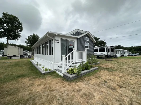 23 College Drive #316, Wells, ME 04090