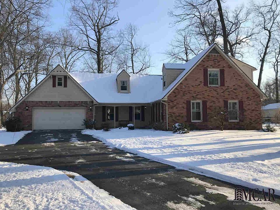 1st image of 3331 Deepwood Dr