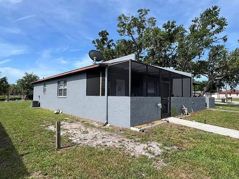 854 Shirley Ann Trl — Photo 10