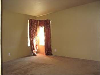4th image of 14704 NE 87th St