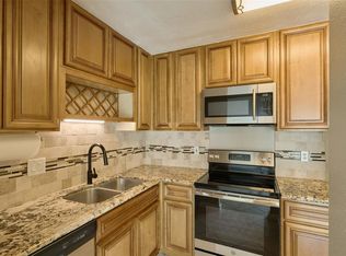 10319 Richmond Hill Dr, Houston, TX 77041
