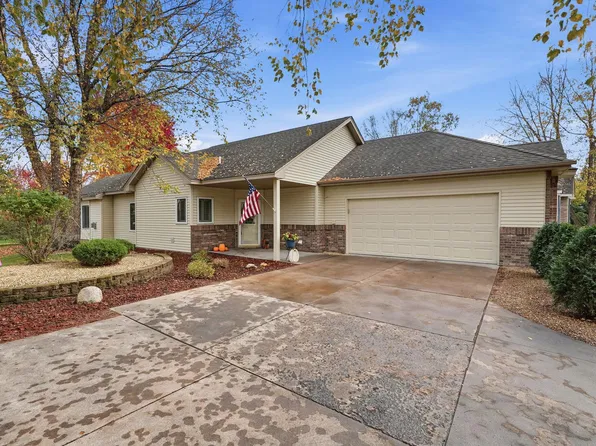 14173 Butternut St NW, Andover, MN 55304