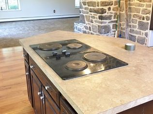 3134 Brookside Rd, Macungie, PA 18062