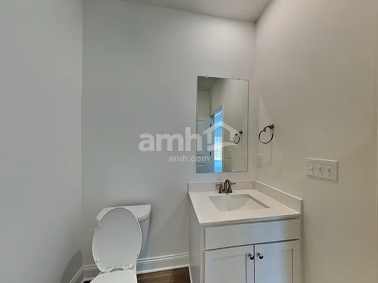 962 Heritage Blvd — Photo 15