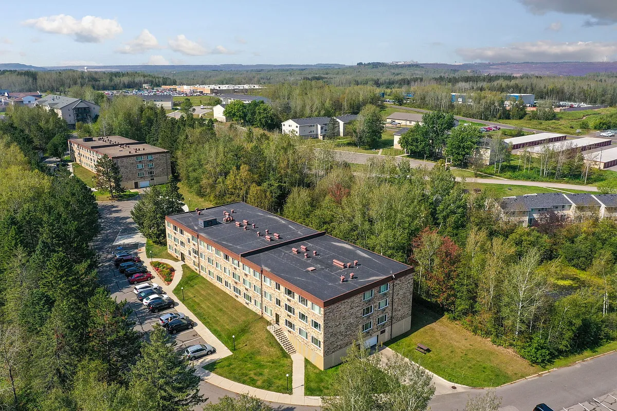 Building Photo - Park Villa Apartments