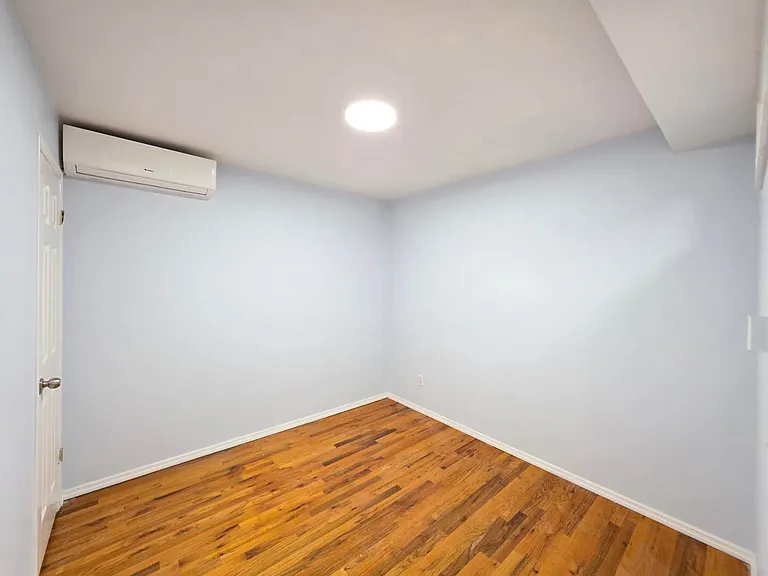 95 Bay 38th St #2 — Photo 14