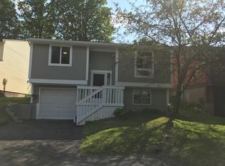 4185 Burningtree Rd, Liverpool, NY 13090