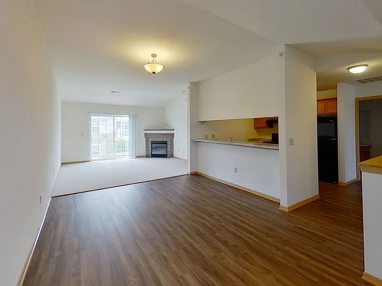 625 Cedar Bluffs Way #22 — Photo 9