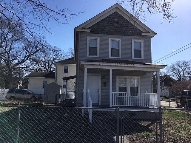 1st image of 2700 Killam Ave