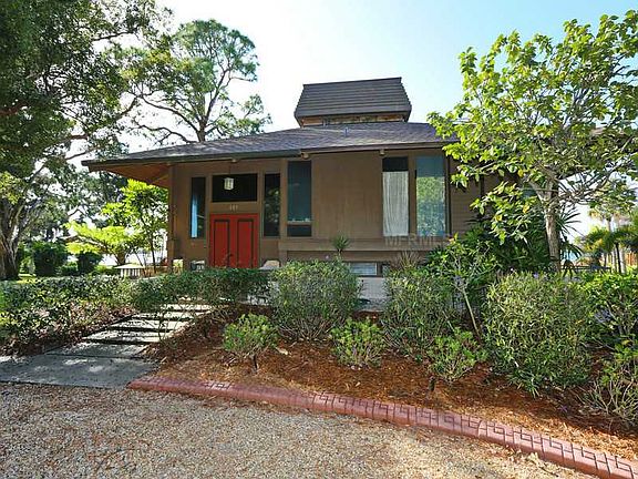2nd image of 609 Harbor Shore Dr