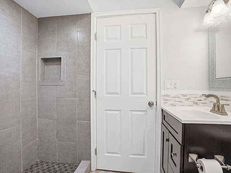 5711 W 76th Ave — Photo 26